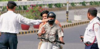 घर के बाहर गाड़ी खड़े करने पर कटेंगी ₹25,000 पार्किंग टैक्स, सरकार का नया नियम Car Parking Rules