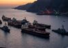 अमेरिका का नया दांव! ईरान की नाक के नीचे से होर्मुज पार कर रहे अमेरिकी जहाज Strait Of Hormuz