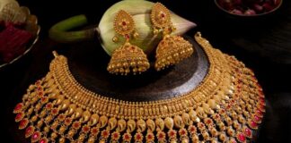 सोना-चांदी हुआ सस्ता, चेक करें अपने शहर में 18 कैरट गोल्ड का नया भाव Gold-Silver Price Today