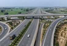 UP Budget: यूपी में सड़क नेटवर्क का होगा विस्तार, 5 नए हाईवे और हरिद्वार तक गंगा एक्सप्रेसवे UP Supplementary Budget 2026-27