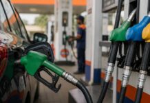 Petrol Price: पेट्रोल की कीमत में राहत, डीजल के दाम जस के तस; जानें दिल्ली-मुंबई समेत शहरों के रेट petrol and diesel price