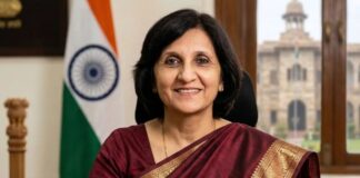 NEET-UG विवाद के बीच बड़ा फेरबदल, दीप्ति गौड़ मुखर्जी को मिली उच्च शिक्षा की कमान Who is IAS Deepti Gaur