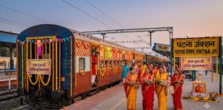 दिवाली-छठ पर बिहार जाना हुआ आसान! रेलवे ने किया 8 जोड़ी स्पेशल ट्रेनों का ऐलान, देखें पूरा शेड्यूल Bihar Special Trains Announced