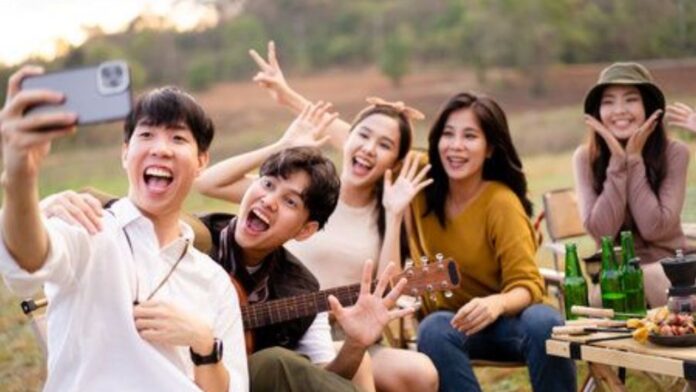 Gen Z really glued to their phones? A new survey reveals the truth Gen Z really glued to their phones? A new survey reveals the truth