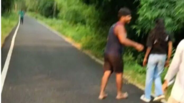 Samastipur Viral Video Shows Girl Harassed Samastipur Viral Video Shows Girl Harassed