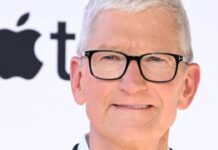 Galaxy Fold 8 के वीडियो में दिखे Apple के पूर्व बॉस? Samsung ने दिया बड़ा सरप्राइज Tim Cook