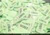 लंच ब्रेक के दौरान लॉटरी में जीते 19 करोड़, फिर भी काम पर लौटी महिला US Woman Lottery