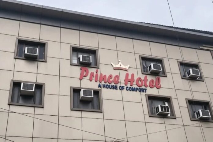 Lover murders woman in delhi price hotel