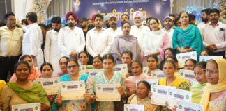 आँगनवाड़ी कार्यकर्ता ‘नशा मुक्ति मित्र’ के रूप में पंजाब के ‘युद्ध नशेआं विरुद्ध’ अभियान से जुड़ीं