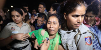 अंकिता भंडारी के माता-पिता को दिल्ली पुलिस ने हिरासत में लिया, कुछ देर बाद छोड़ा; दुष्यंत गौतम की नियुक्ति के खिलाफ प्रदर्शन तेज