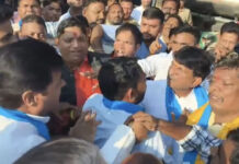 मंत्री कपिलदेव और सपा नेता राकेश शर्मा में ‘माइक की जंग’: वाल्मीकि जयंती पर दोनों भिड़े