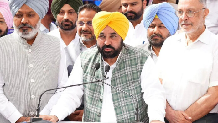 मिनी बस सेवाएं ग्रामीण क्षेत्रों के लोगों और विद्यार्थियों के लिए यात्रा को आसान बनाएंगी: मुख्य मंत्री भगवंत सिंह मान