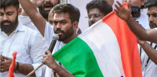 CJP प्रदर्शन के बीच अभिजीत दीपके एहतियातन गिरफ्तार, नेहा बोरा को दिल्ली पुलिस ने छोड़ा