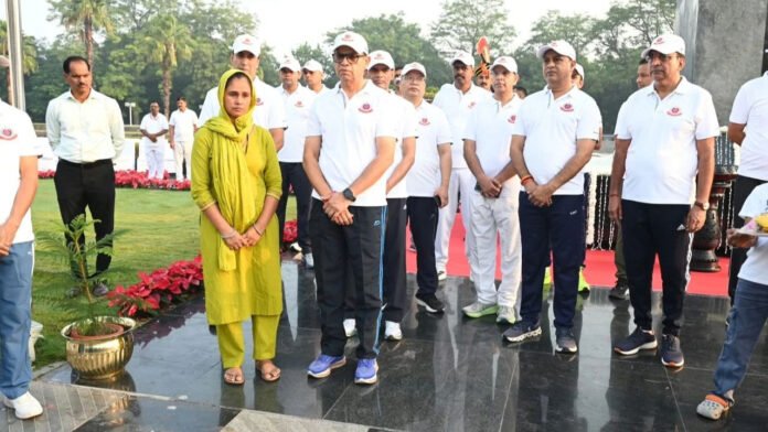शहीदों के सम्मान में झुका दिल्ली पुलिस का शीश, वीरता और बलिदान को किया नमन