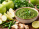 Green Apple Chutney: हरे सेब की खट्टी-मीठी चटनी से बढ़ाएं खाने का स्वाद, मिनटों में करें तैयार