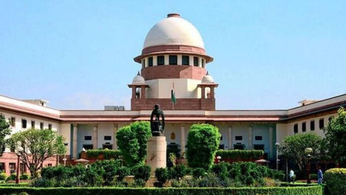 ज्ञानेश कुमार के सस्पेंशन की मांग पर SC सख्त, ECI को नोटिस, याचिकाकर्ताओं को मिला 10 दिन का वक्त