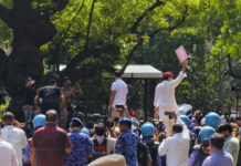 सड़क पर मार्च, बैरिकेड पर टकराव और आकाशवाणी में धरना, राजधानी में दिनभर चला हाई-वोल्टेज सियासी एक्शन