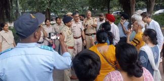 अंतरराष्ट्रीय वृद्धजन दिवस पर आउटर जिला पुलिस का खास कार्यक्रम, 100 वरिष्ठ नागरिकों से सीधा संवाद
