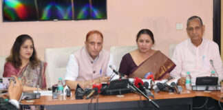 सफाई कर्मियों के सम्मान में महापौर का बड़ा ऐलान दो माह में 1,467 कर्मचारी नियमित!