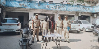 मोबाइल झपटमारों पर दक्षिण जिला पुलिस का शिकंजा, दो गिरफ्तार