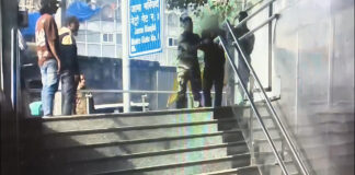 संदिग्ध बैग लेकर भागा यात्री, सीआईएसएफ जवान ने दिखाई फिल्मी फुर्ती, गेट पर ही दबोचा