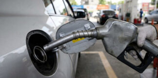 Petrol-Diesel Price Today: सरकार ने बदले एक्सपोर्ट टैक्स के नियम, जानें दिल्ली, मुंबई समेत अपने शहर का ताजा रेट