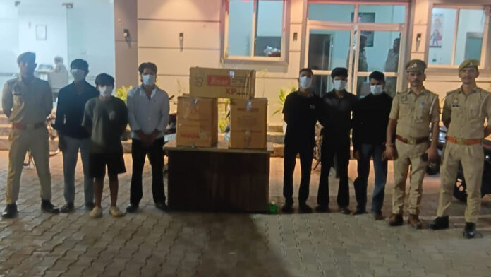 शालीमार गार्डन में देह व्यापार का खुलासा, 7 महिलाएं रेस्क्यू, 6 ग्राहक गिरफ्तार
