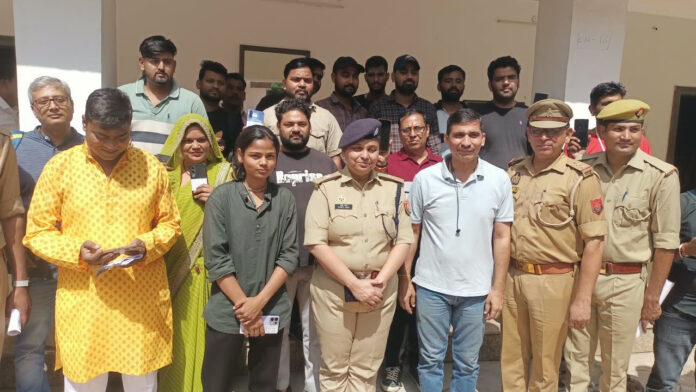 दो करोड़ के 543 मोबाइल बरामद, 311 मालिकों के हाथों में लौटाई ‘खोई खुशी’