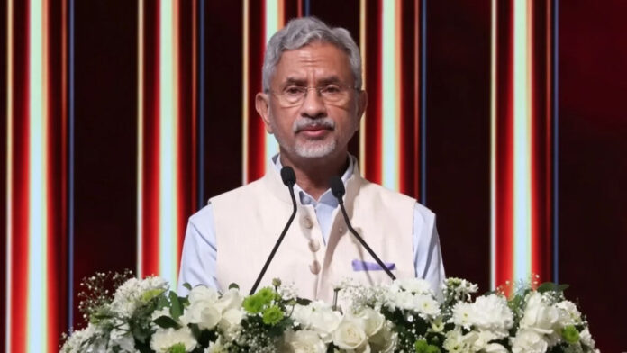 'हम बेबस दर्शक बने नहीं रह सकते' जयशंकर का बड़ा बयान, वैश्विक संघर्षों पर बातचीत से समाधान की अपील