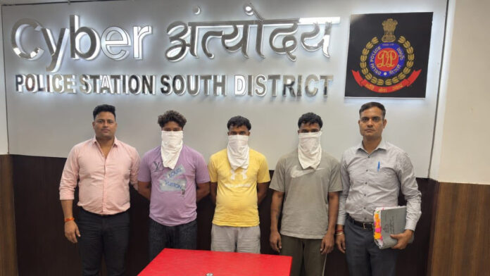 साउथ जिला साइबर पुलिस ने उत्तराखंड से दबोचे तीन आरोपी, ठगी की रकम घुमाने में इस्तेमाल होते थे म्यूल बैंक खाते