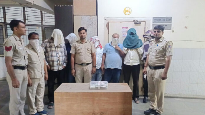 रोहिणी में जुए के अड्डे पर पुलिस का धावा, सात गिरफ्तार