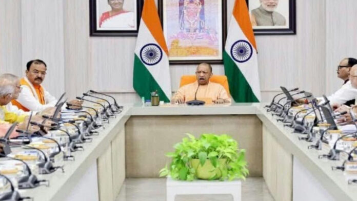 यूपी कैबिनेट के 22 प्रस्तावों पर मुहर, चार लिंक एक्सप्रेसवे और साइबर सिक्योरिटी सेंटर को मंजूरी